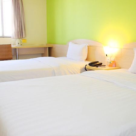 7Days Inn Foshan Coach Terminal Extérieur photo