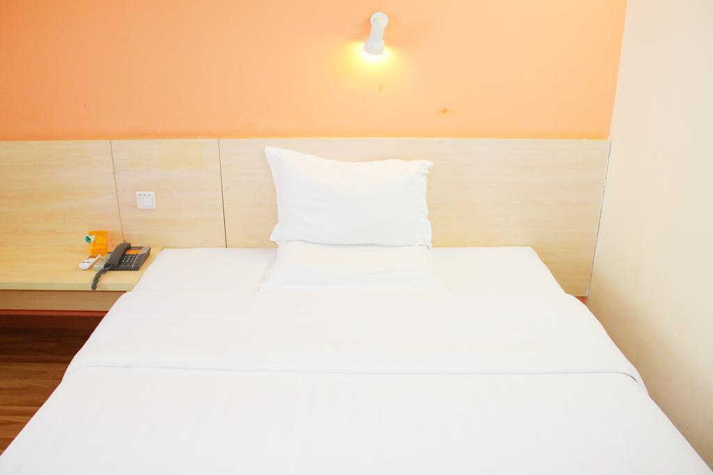 7Days Inn Foshan Coach Terminal Extérieur photo