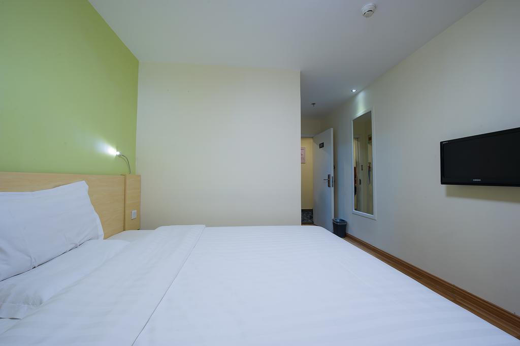 7Days Inn Foshan Coach Terminal Extérieur photo